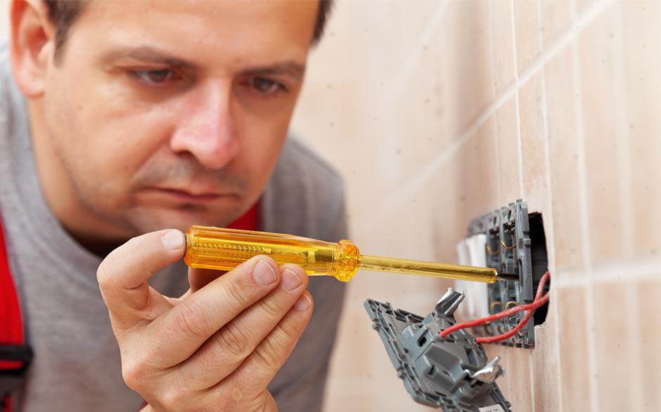 dépannage électricien Égly